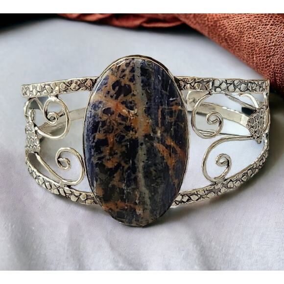 Sophisticated Sterling Silver Cuff Bangle - Understated Elegance - Picture 1 of 10